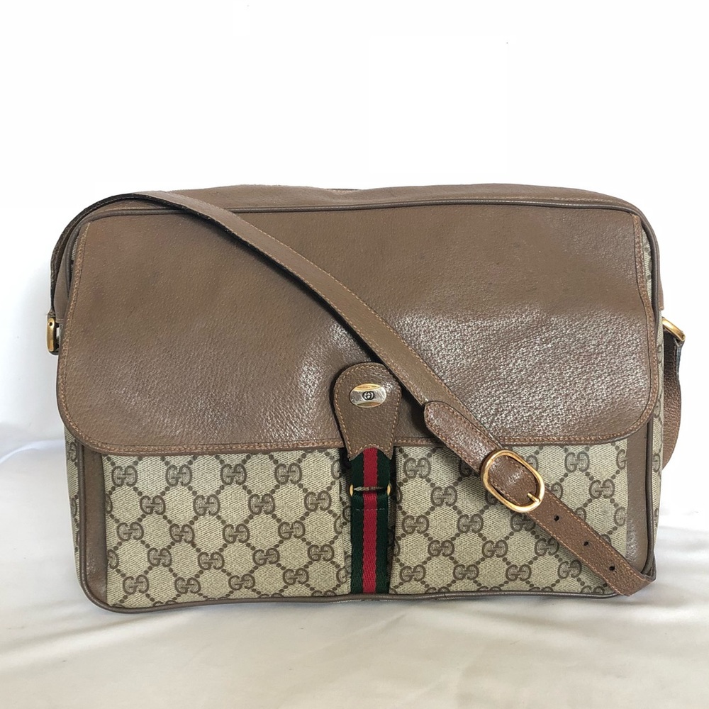 ❌SOLD❌Gucci Vintage Messenger Bag